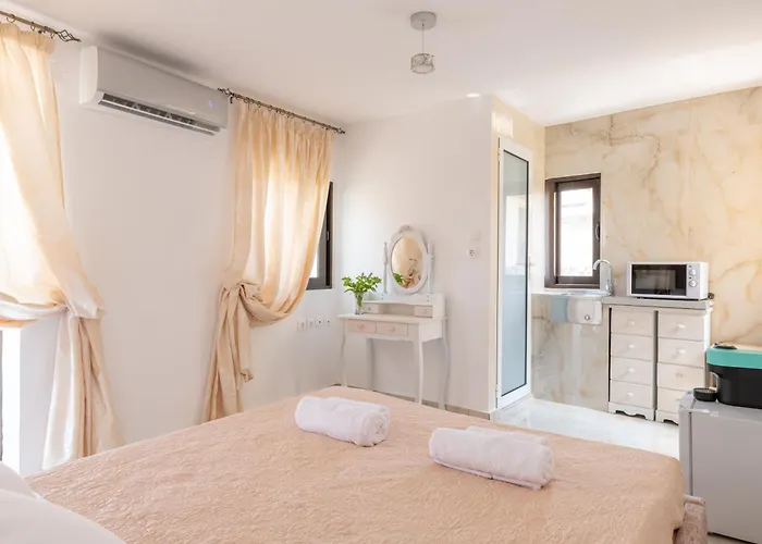 Majestic Marble Retreat *