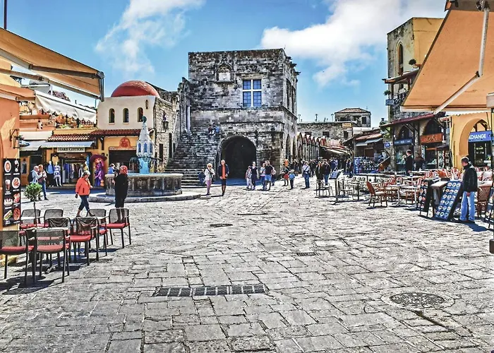 Majestic Marble Retreat شقة Rhodes City